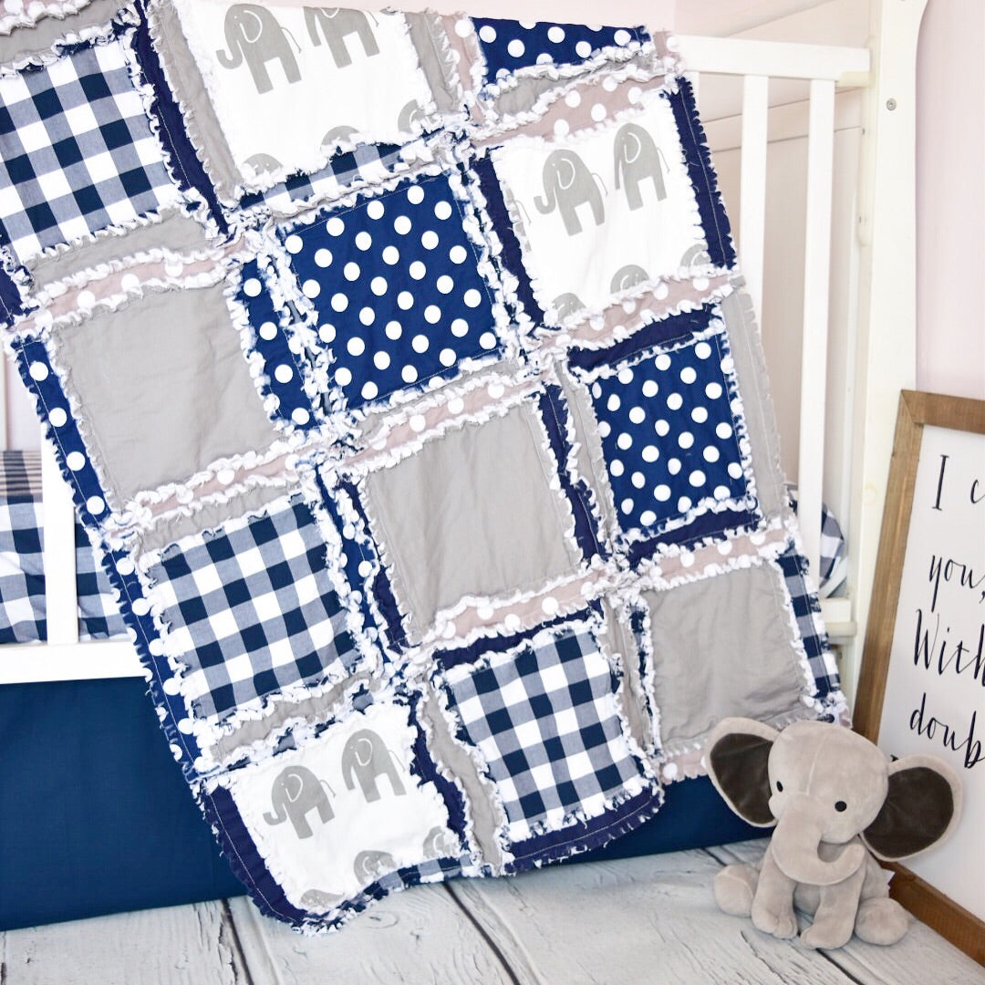 Navy blue crib best sale quilt