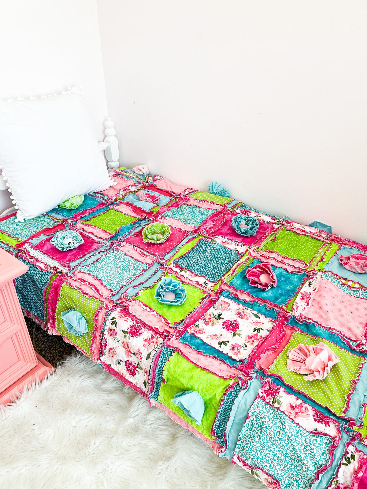 Hot Pink & Turquoise Rag Quilt – Twin Size Bright Bedding for Teen Girls - A Vision to Remember
