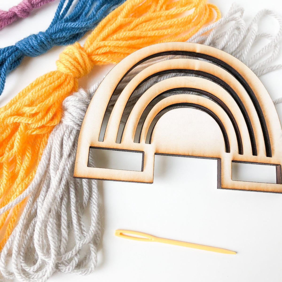 Rainbow Weaving Loom Yarn Craft Kit - A Vision to Remember