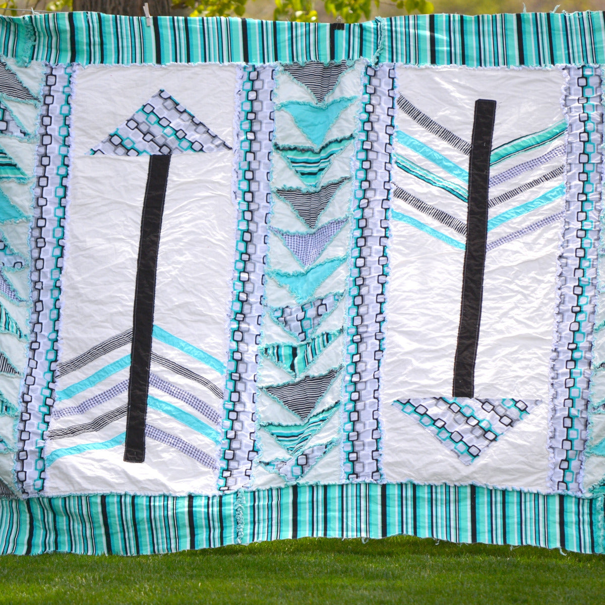 Arrow Quilt Pattern, Twin Size Quilt - A Vision to Remember