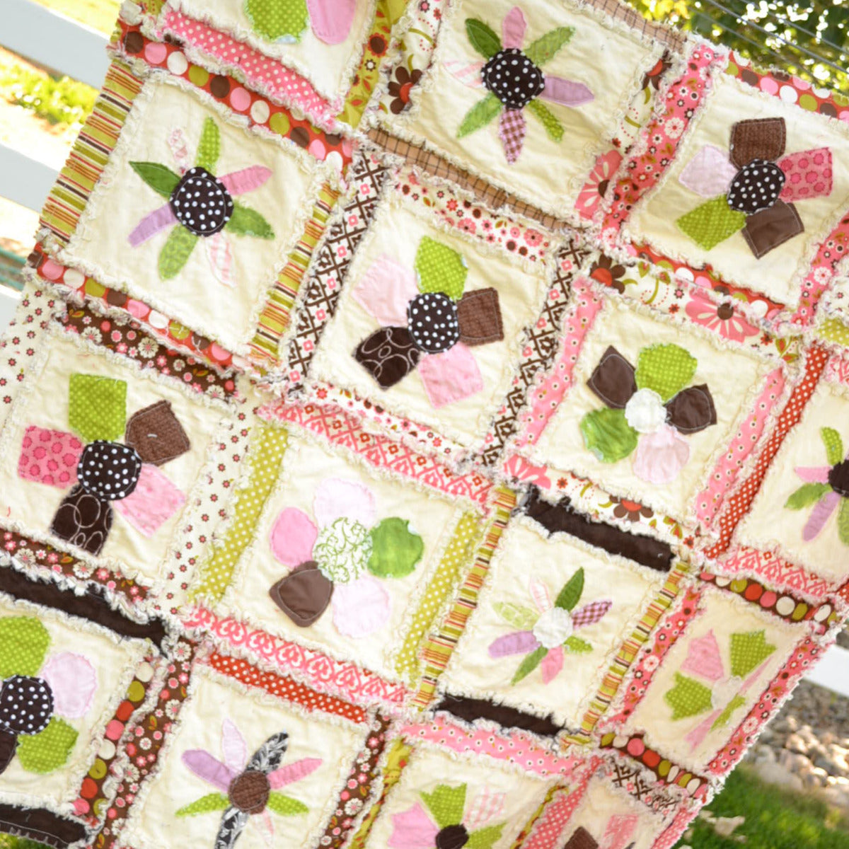 Applique Quilt Pattern with Flowers - A Vision to Remember